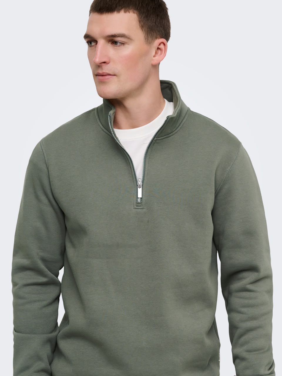 Mock Neck Zipper Sweatshirt