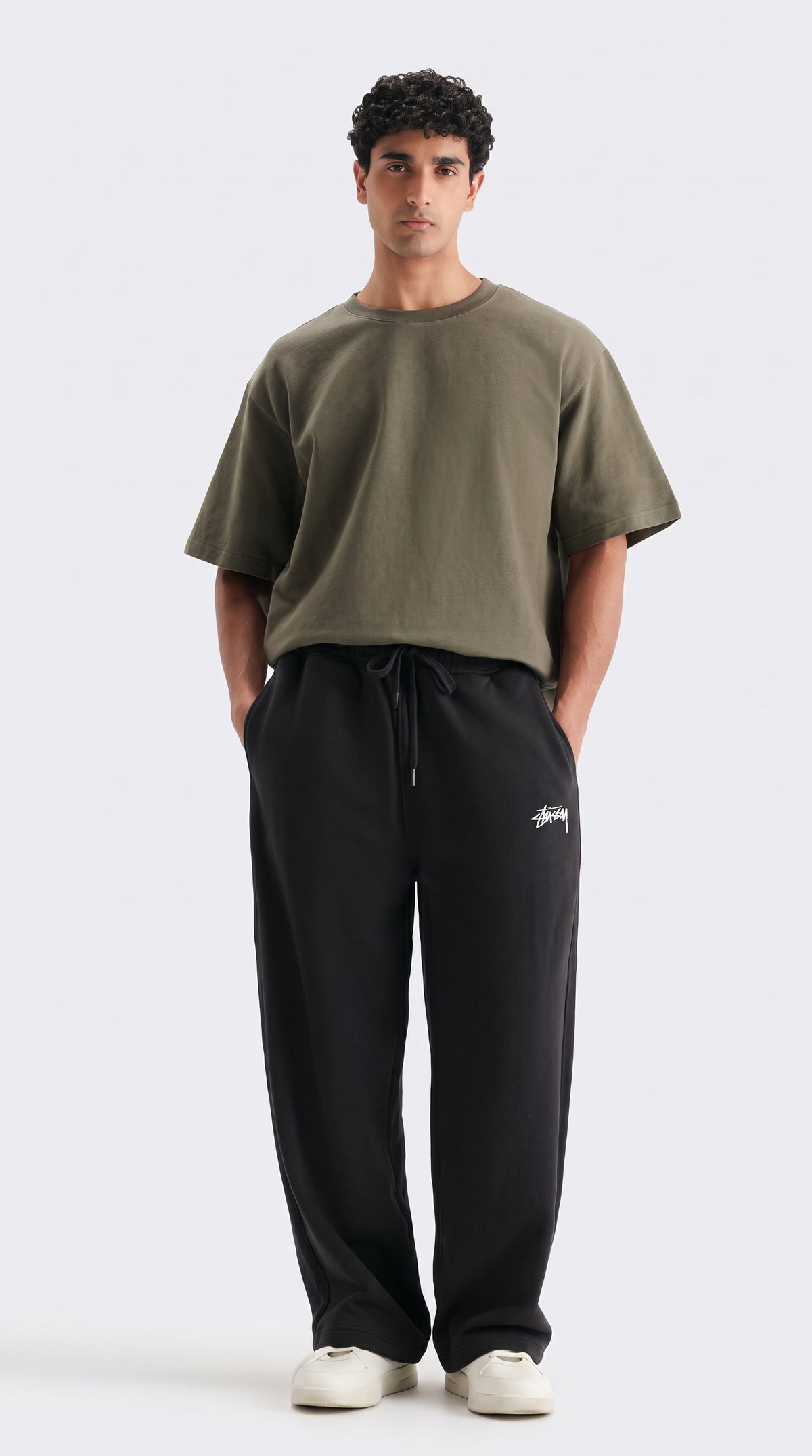 Men’s Relaxed Fit Trousers – Black