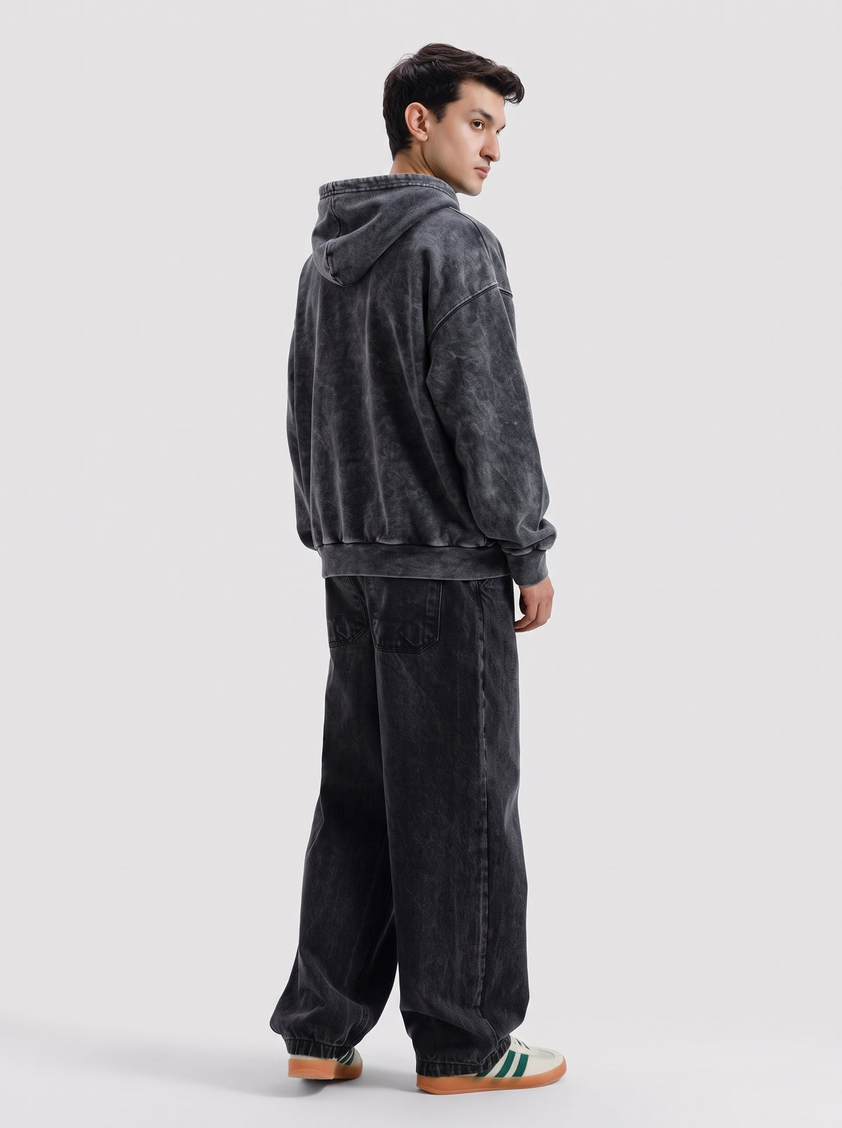 Vintage Acid-Wash Oversized Hoodie — Washed Black